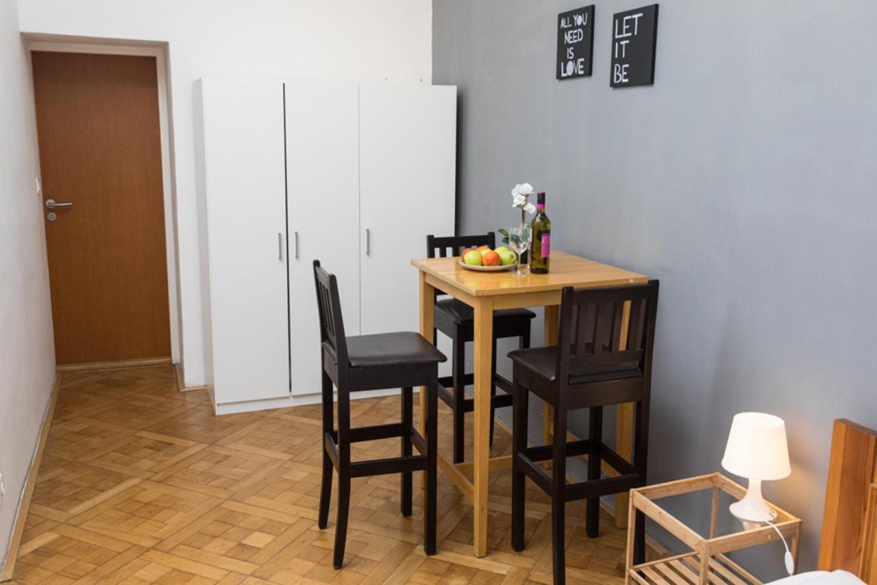 Welcome Apartments On Lublanska Prague Exterior photo