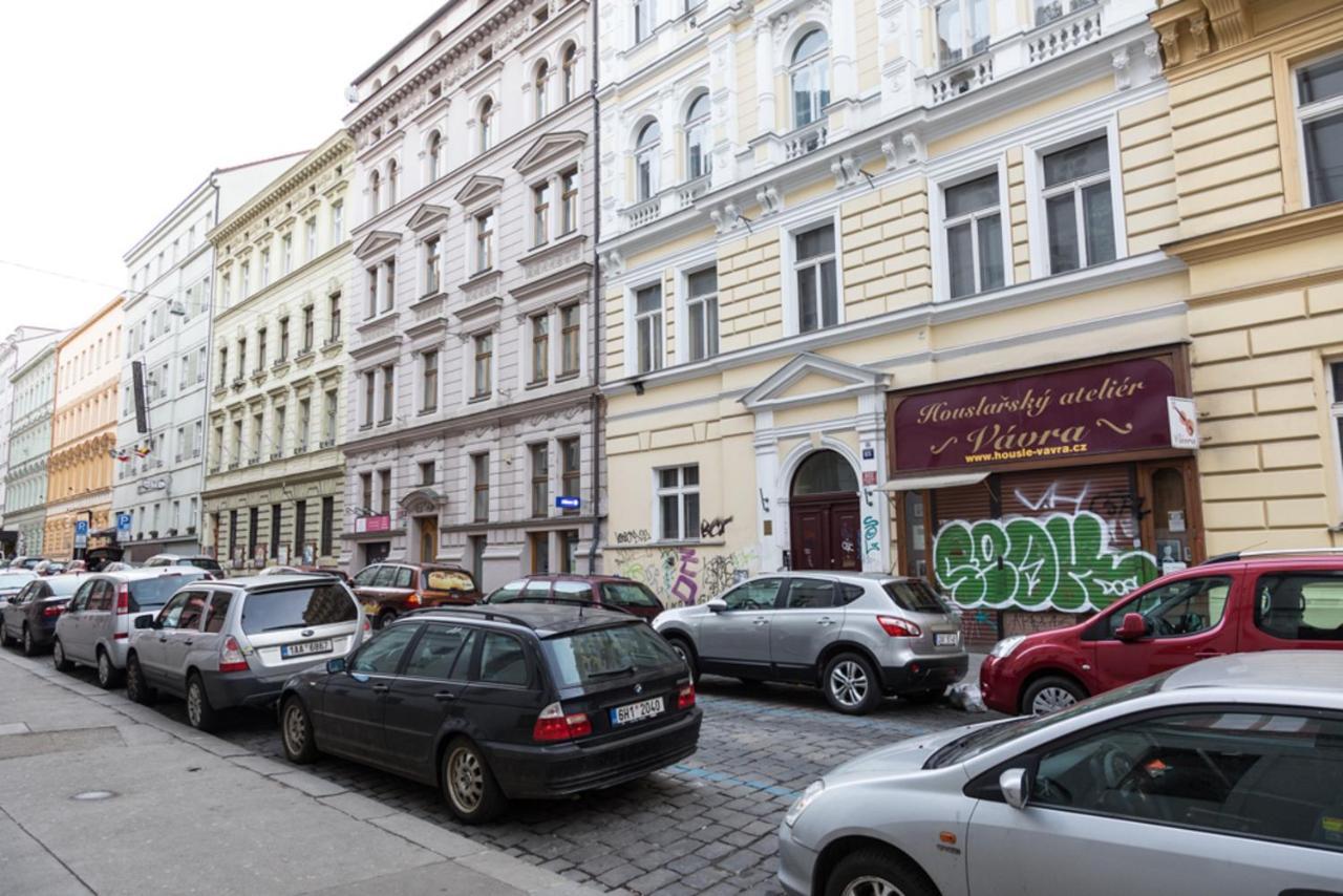 Welcome Apartments On Lublanska Prague Exterior photo
